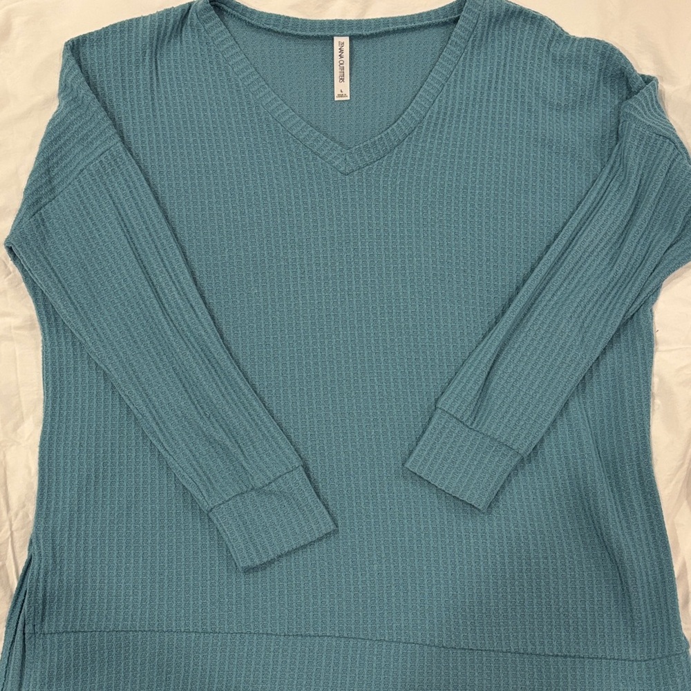Zenana Outfitters Textured V-Neck Top
